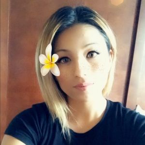 Meet your Posher, Victoria